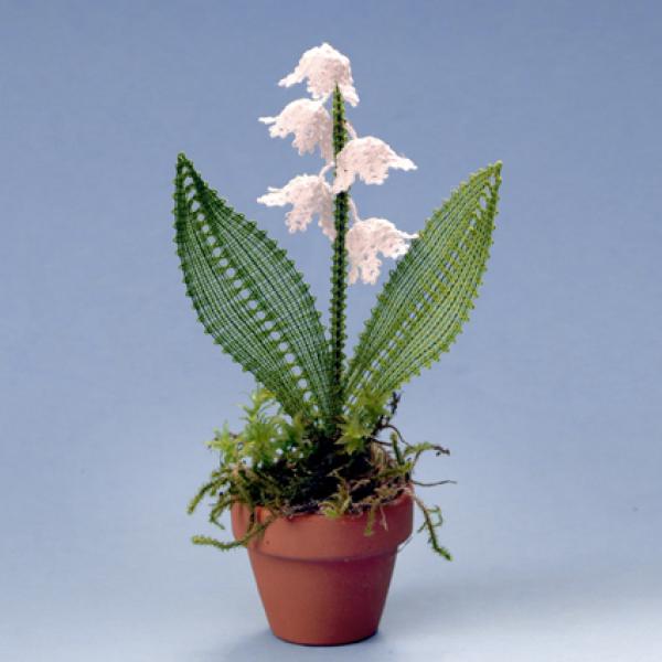 576 Klöppelbrief "Maiglöckchen"   -   Blümchen in 3D-Optik